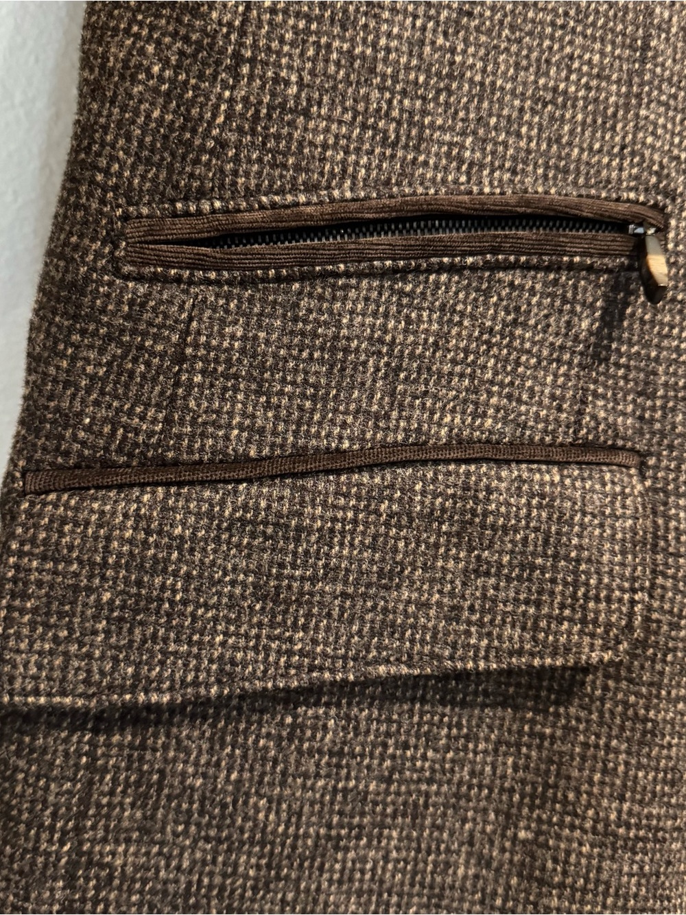 Corneliani ID Herringbone Blazer Classic Sport Coat Jacket Patch Elbow 46R - Picture 2 of 16
